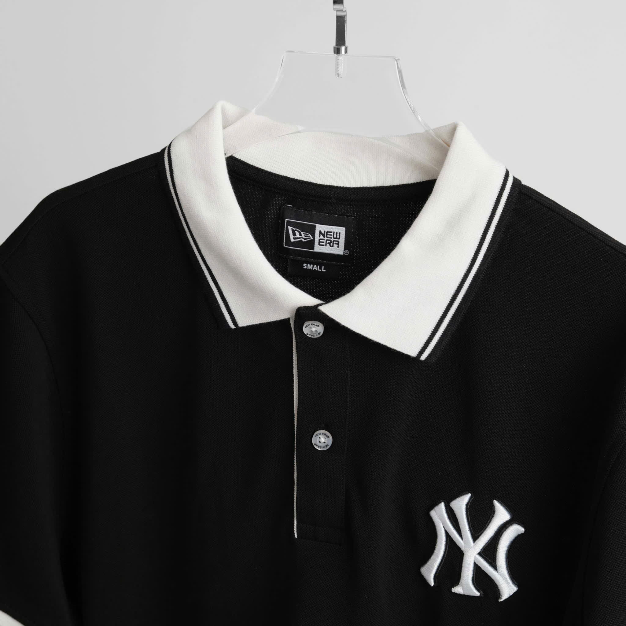 1960 - Áo Polo New Era NY - Đen NY Trắng Cổ Trắng  [HÀNG CHÍNH HÃNG]