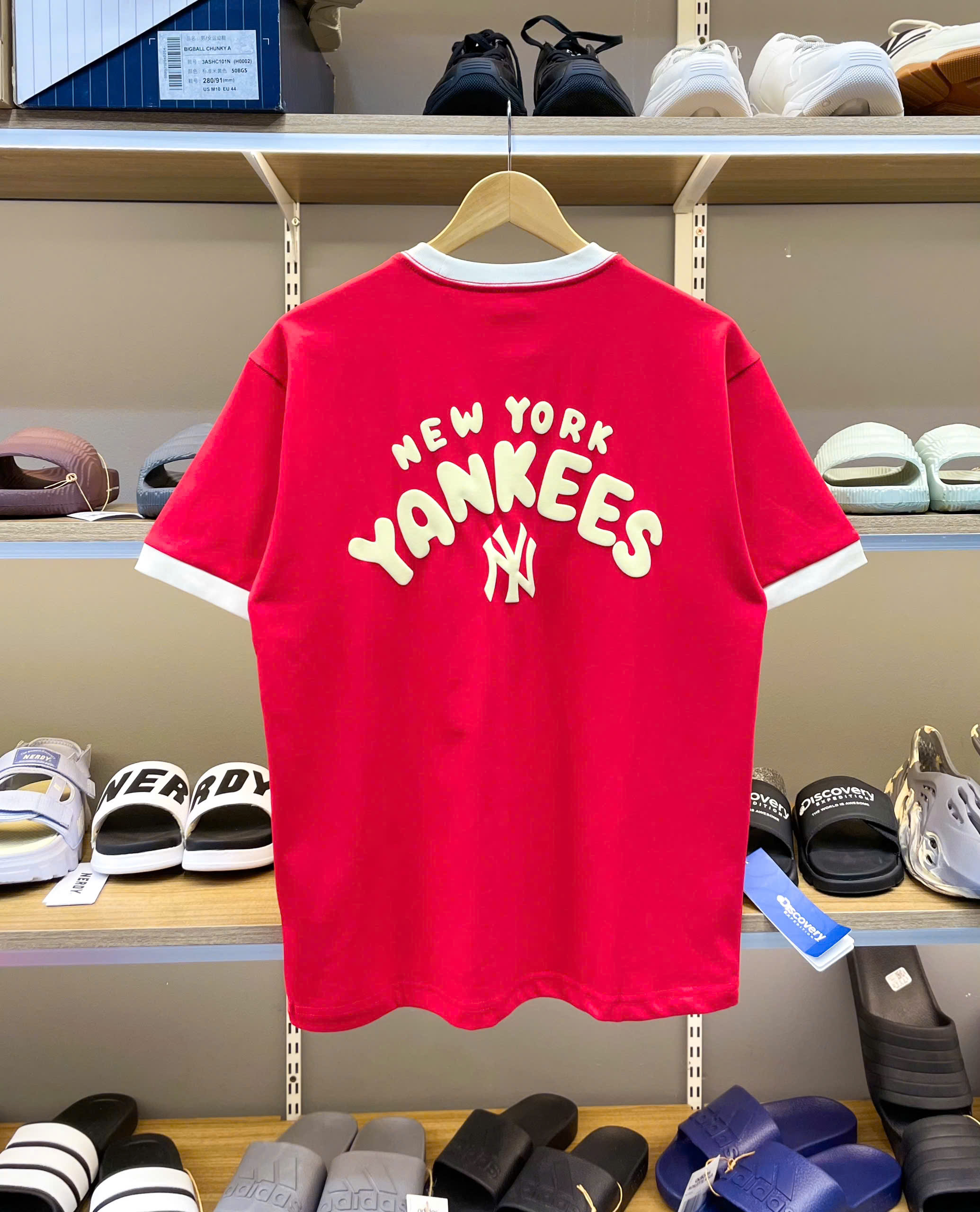 1992 - Áo New Era NY New York Yankess Đỏ Noel [HÀNG CHÍNH HÃNG]