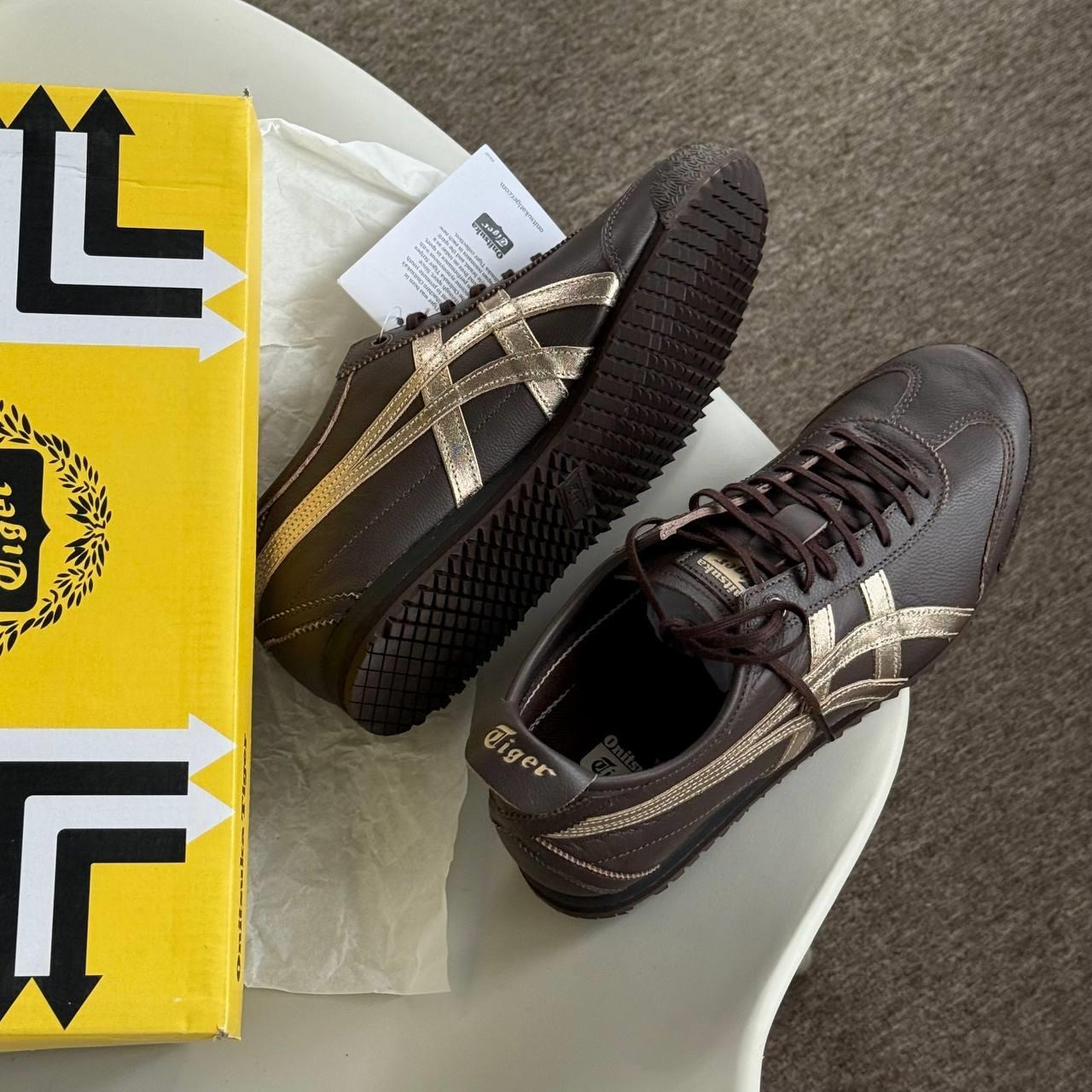 2121 - Giày Onitsuka Tiger SD Brown 1183A872-204 [HÀNG CHÍNH HÃNG]