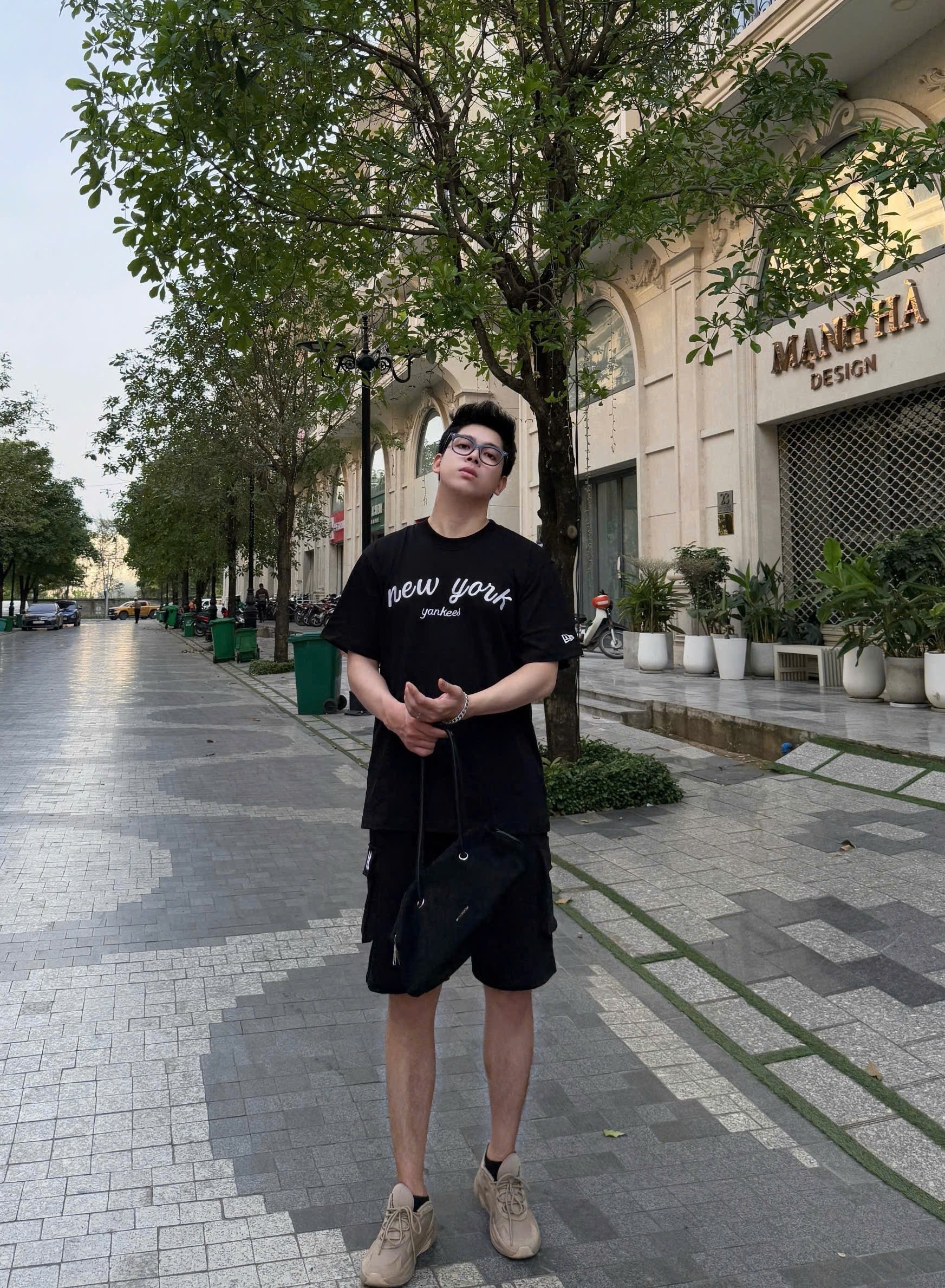 2145 - Áo New Era New York Yankee Thêu Đen [HÀNG CHÍNH HÃNG]