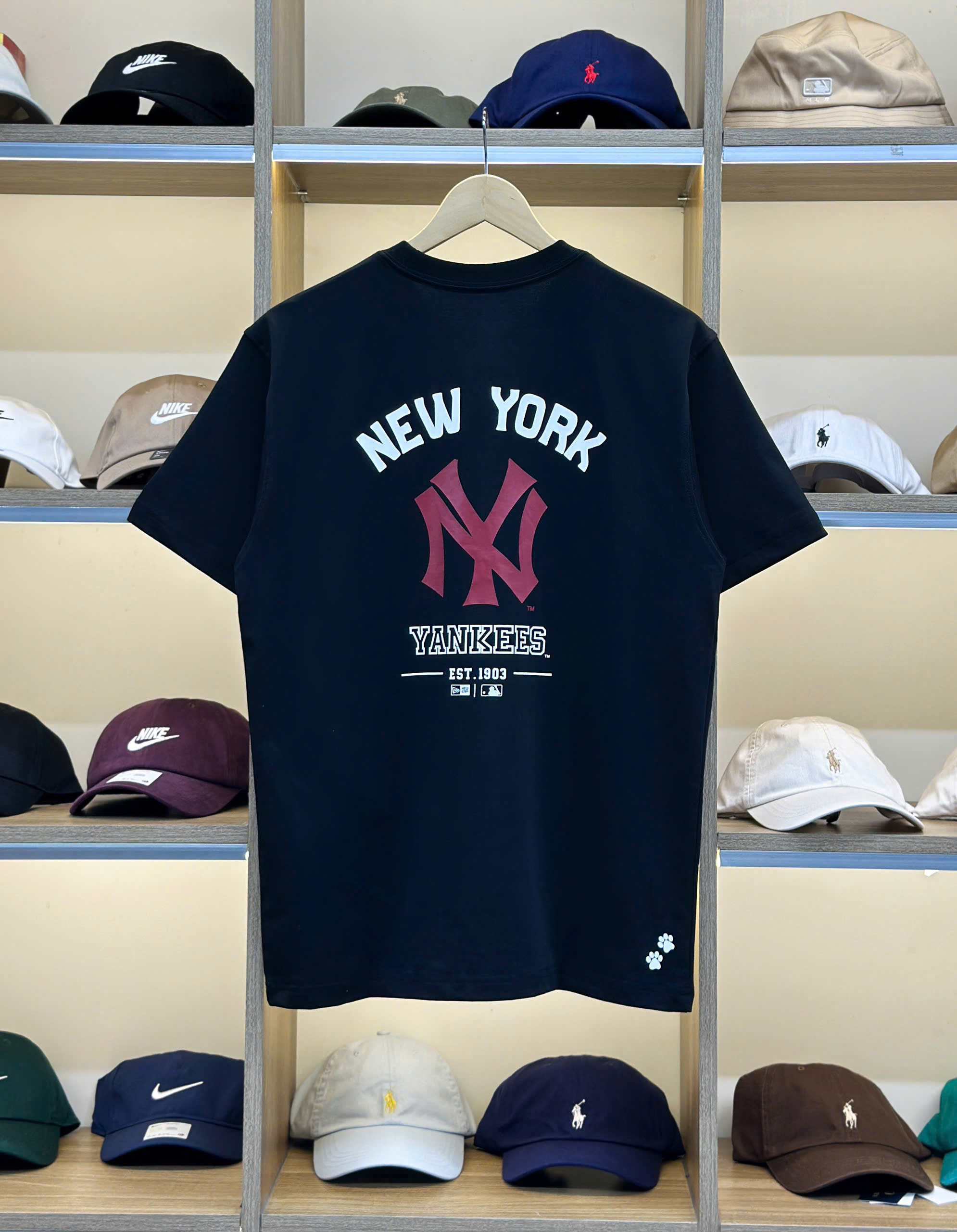 2756 - Áo New Era NY Đỏ Yankee Đen [HÀNG CHÍNH HÃNG]