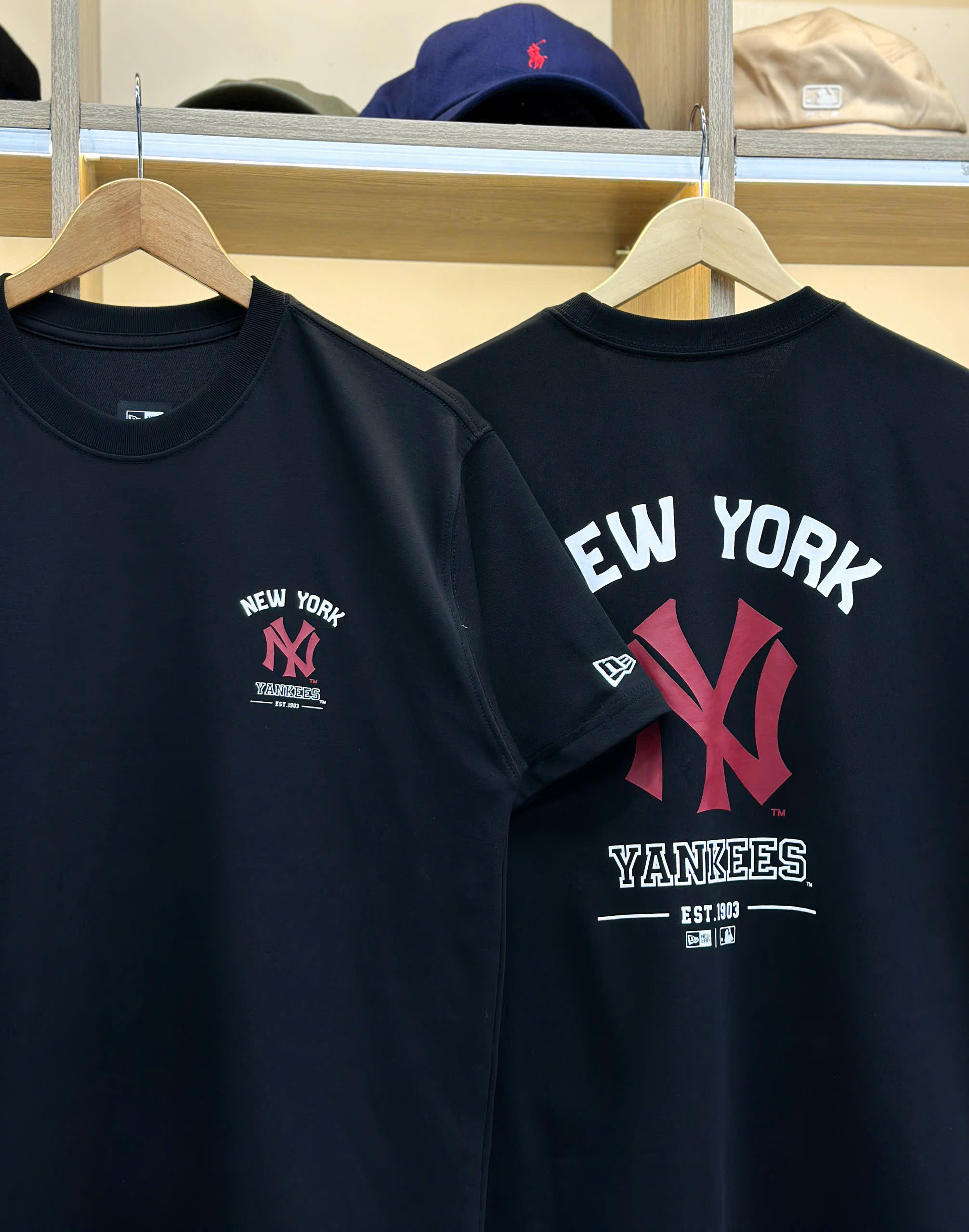 2756 - Áo New Era NY Đỏ Yankee Đen [HÀNG CHÍNH HÃNG]