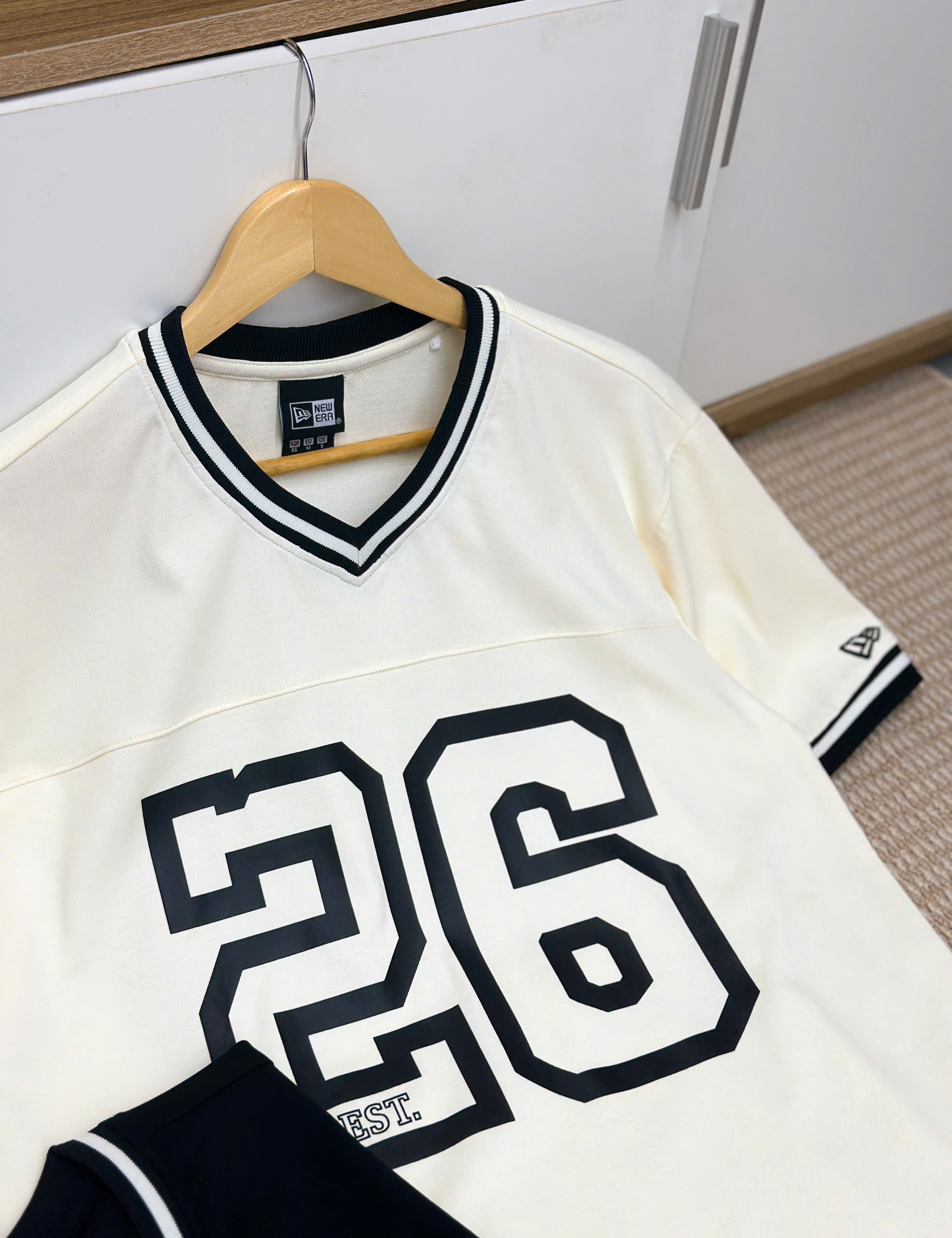 2758 - Áo New Era 26 Japan Trắng [HÀNG CHÍNH HÃNG]