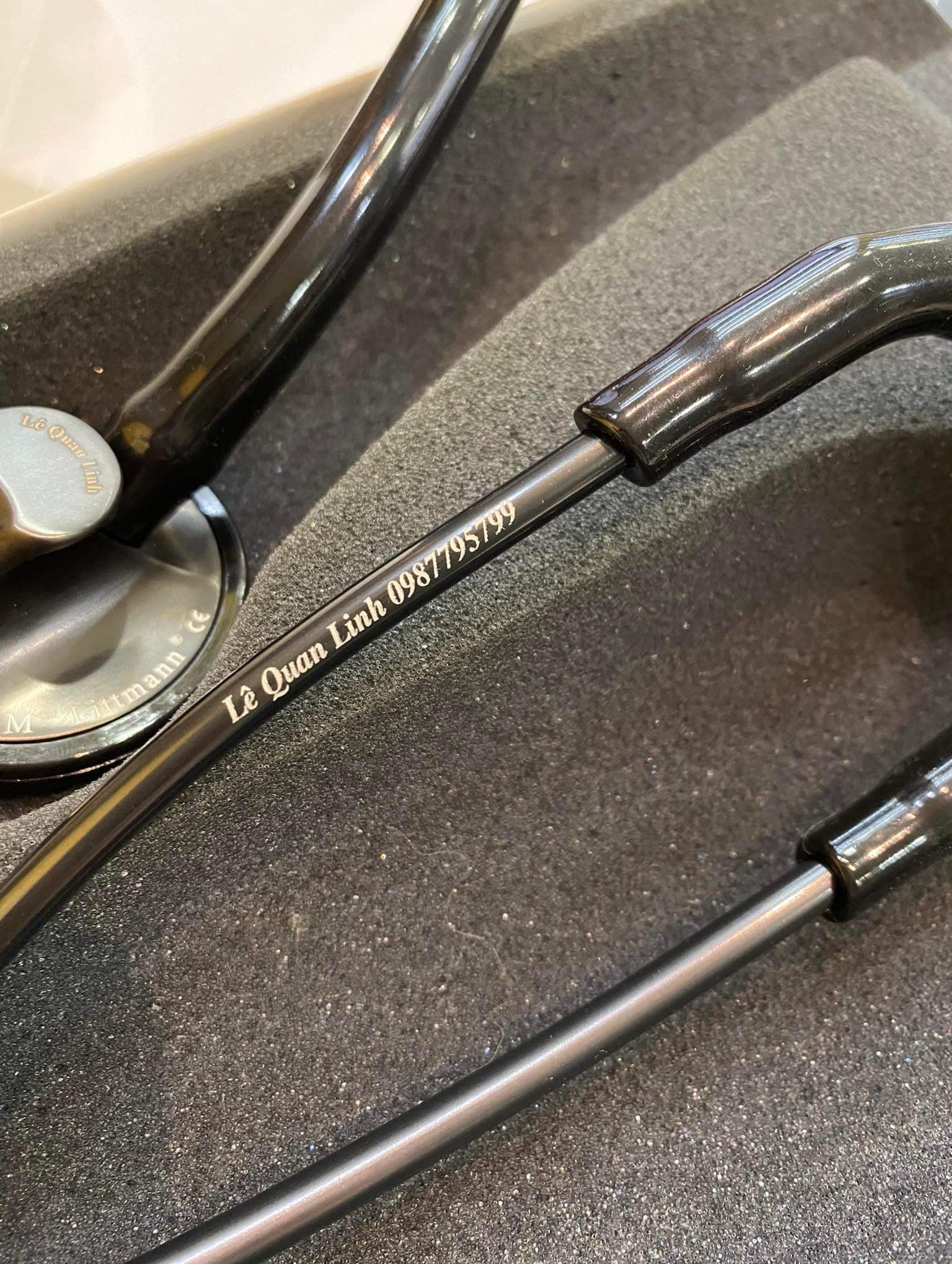 Littmann Master Cardiology Vs Cardiology 4 Ống nghe Littmann® Master Cardiology™ Full Black Smoke 2176