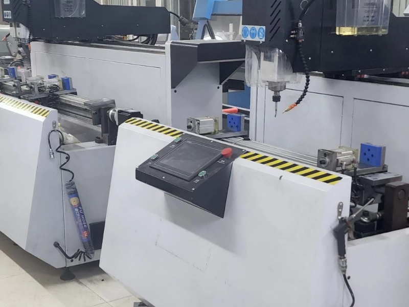 Máy Phay Khóa CNC HP01-FKCNC-1200