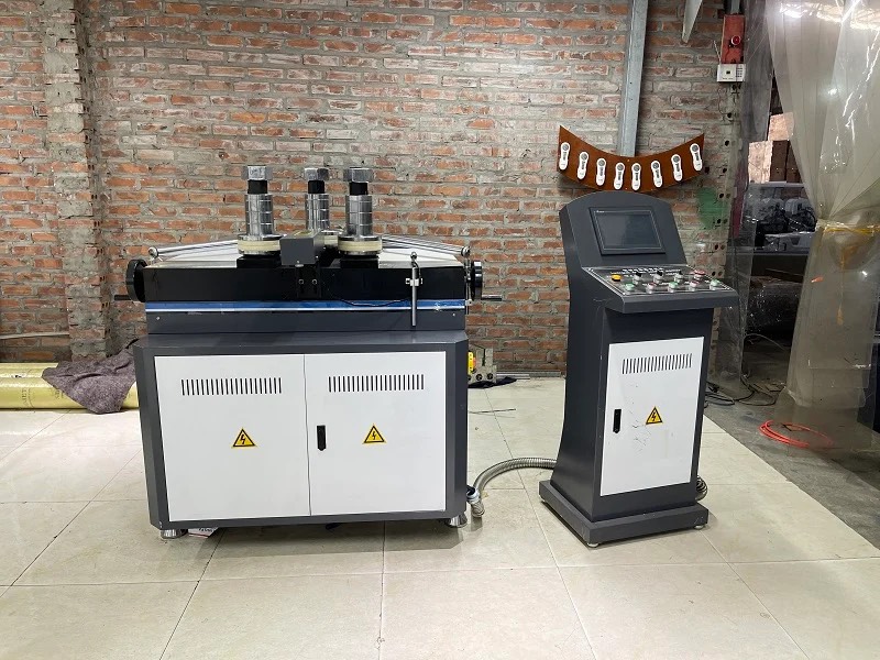 Máy Uốn Vòm CNC HP05-UV200CNC
