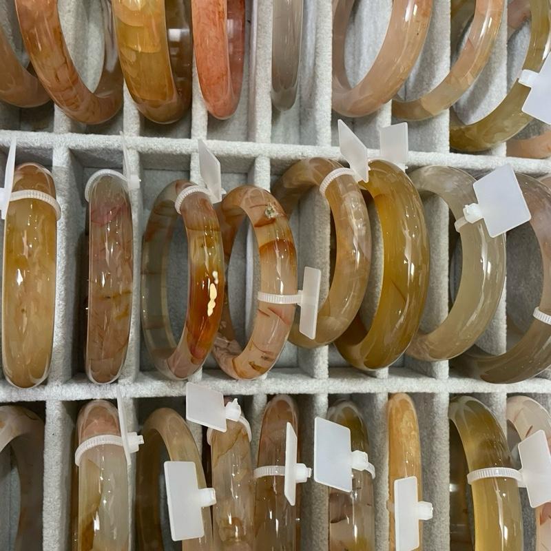 Vòng đá mã não vãy rồng đẹp