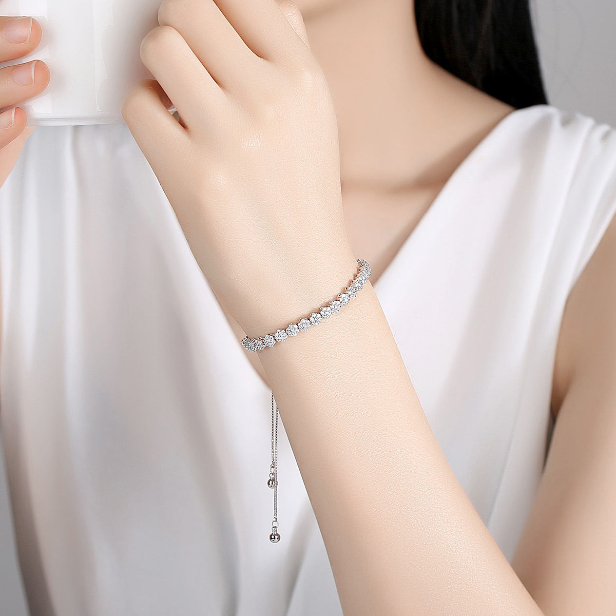 Lắc tay ES575 B18082409 phong cách cổ điển sang trọng( Đồng)