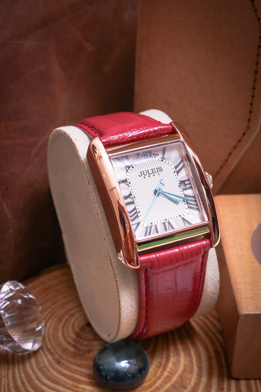 Đồng Hồ Nữ JA-1398A Julius Hàn Quốc Dây Da (Đỏ)