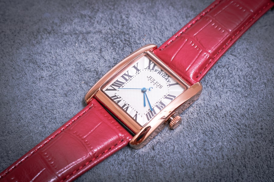 Đồng Hồ Nữ JA-1398A Julius Hàn Quốc Dây Da (Đỏ)