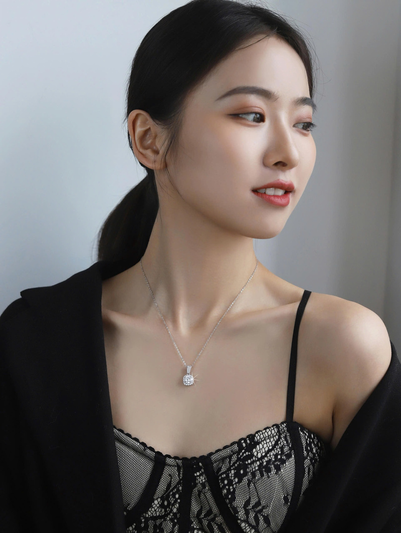 Dây Chuyền ESME ESHK004  Kim Cương Đá Moissanite Bạc 925 Xi Kim 5 lớp
