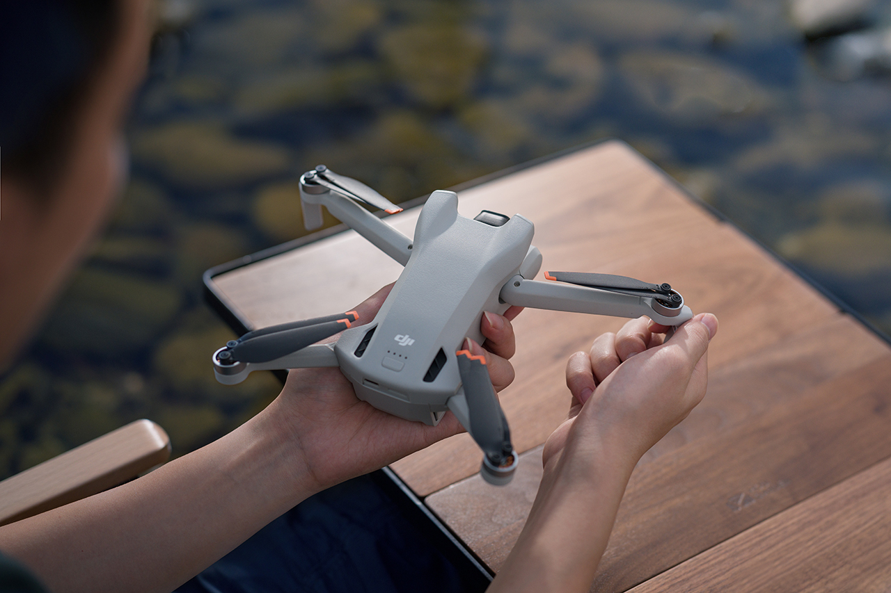 Hướng Dẫn Chọn Drone DJI Phù Hợp Cho Người Mới Bắt Đầu
