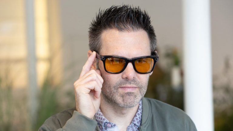 Ray-Ban Beta: Kính Thời Trang Tích Hợp Camera Quay Phim Đỉnh Cao