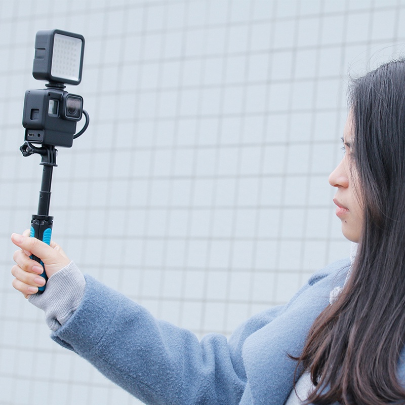 Khung vlog gắn mic, đèn LED cho gopro 5,6,7 Black