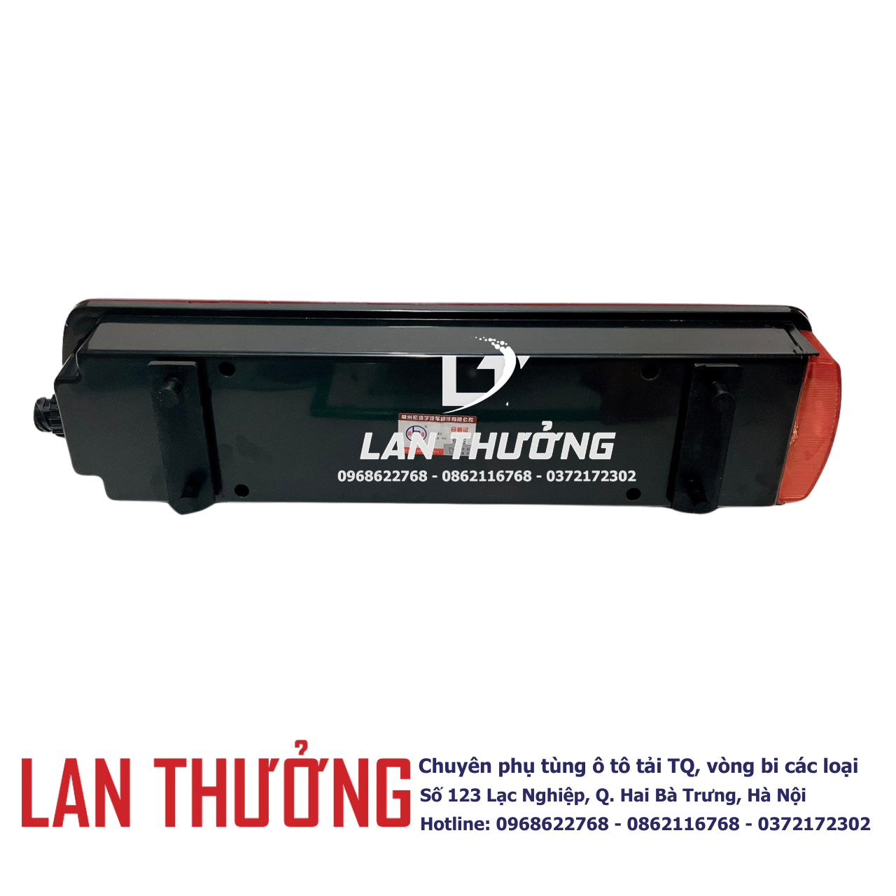 Đèn hậu Howo, 4 ốc