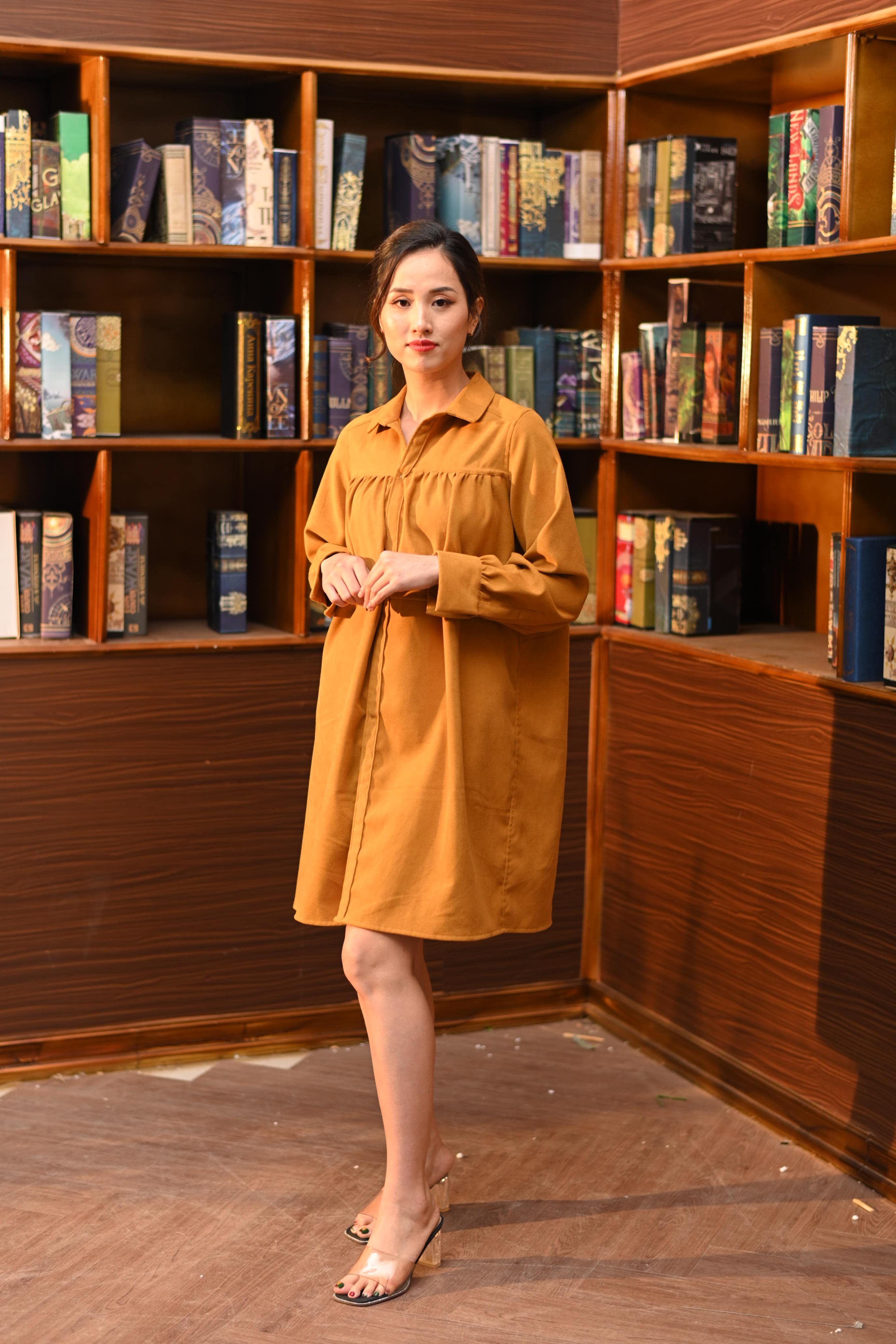 V0014 - Chân Váy Nhung Gân Tà Đắp Chéo Phối Nút – DEA DELLA MODA