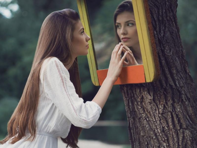 Ái Kỷ Là Gì? Hiểu Đúng Về Người Ái Kỷ Và Cách Nhận Biết