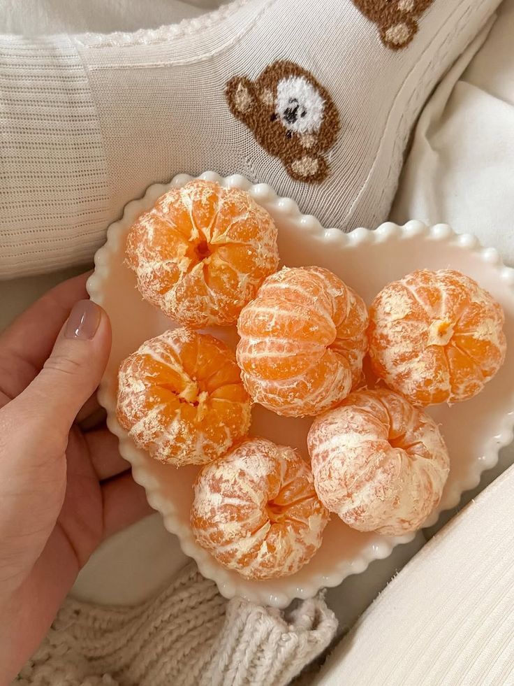 Ăn quýt có nổi mụn không? Sự thật khoa học và tác động đến da – Liều lượng hợp lý để da đẹp