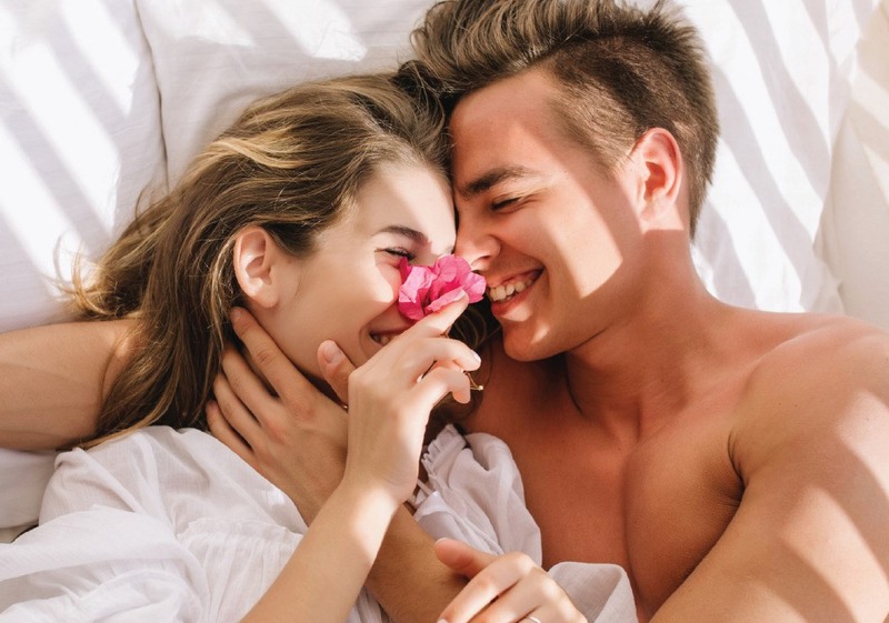 Con Trai Dẻo Miệng Là Kiểu Người Như Thế Nào? Bí Mật Tính Cách Khiến Ai Cũng Dễ Xiêu Lòng