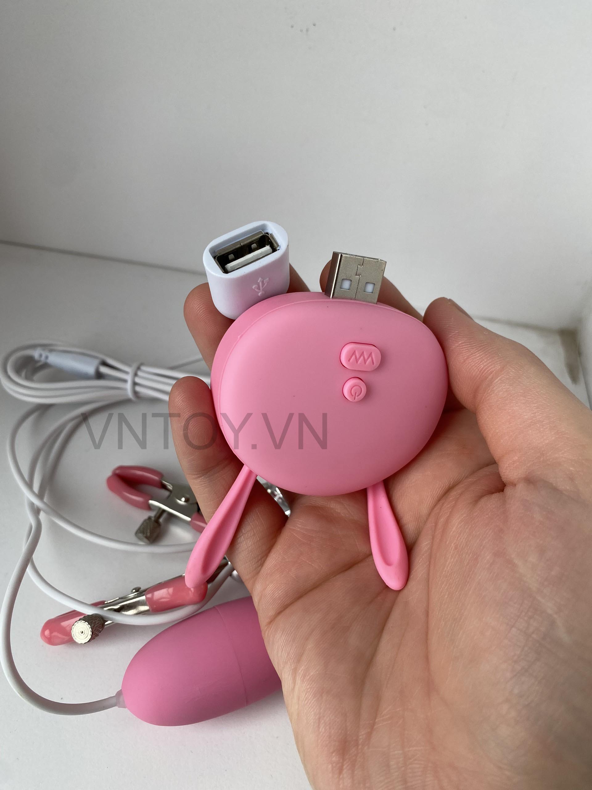 Trứng rung kích thích nhũ hoa kẹp ti sạc pin cao cấp