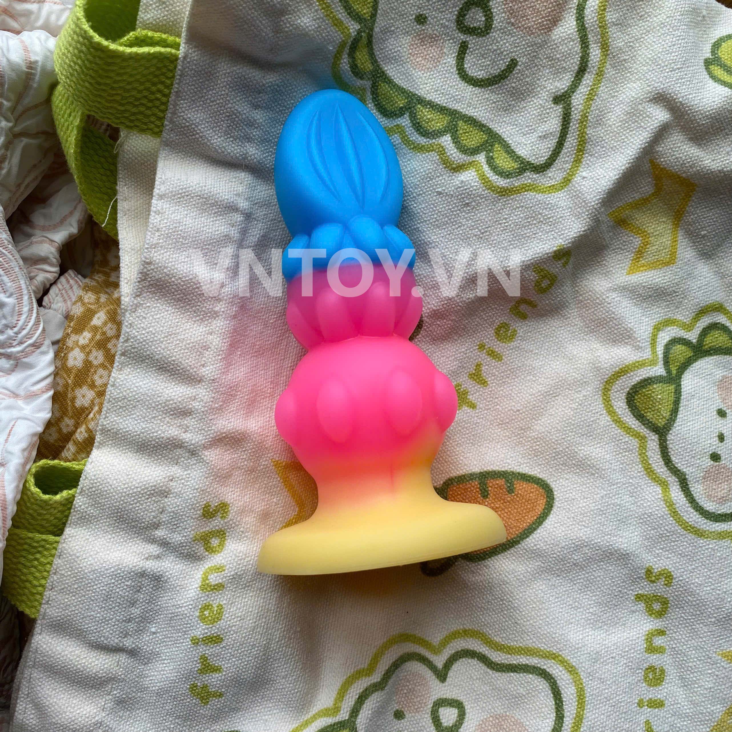 Dương vật giả fantasy silicon mềm mịn hình dáng sừng kỳ lân hoa bầu màu sắc sặc sỡ