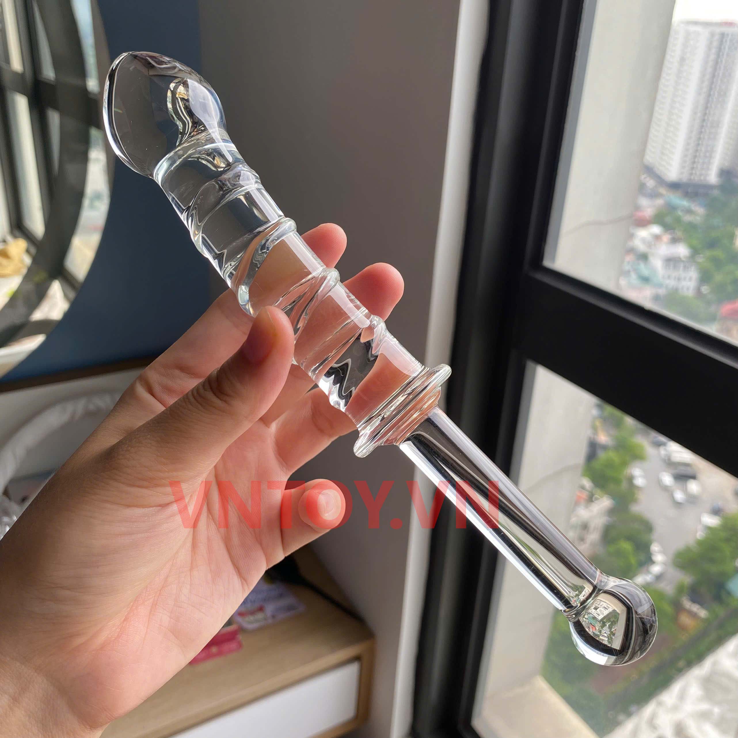 Dương vật giả thủy tinh cao cấp massage điểm G có tay cầm dài