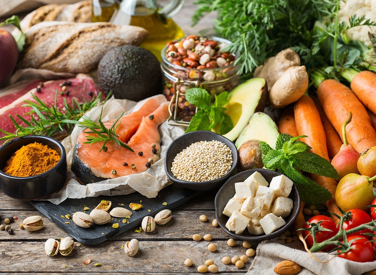 Cách Giải Quyết Nhu Cầu Sinh Lý Nam Khi Ở Một Mình Lành Mạnh Và Khoa Học