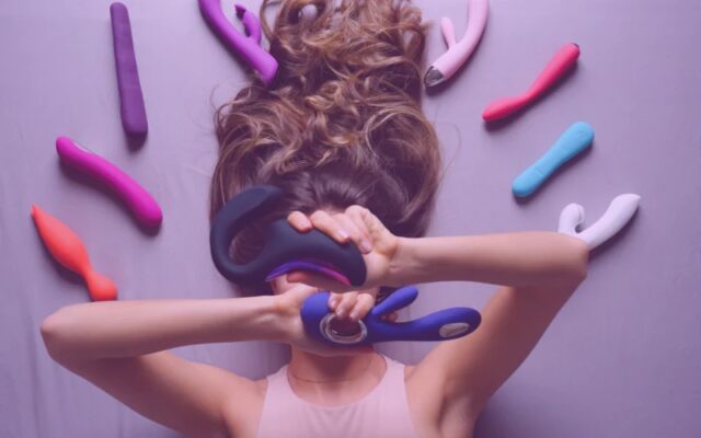 Sextoy Xuất Hiện Trong Phim JAV: Đổi Mới Nội Dung Hay Chiêu Tiếp Thị?