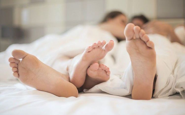 Quan Hệ Hậu Môn Có Bầu Không? Giải Thích Cơ Chế Và Rủi Ro Thực Tế