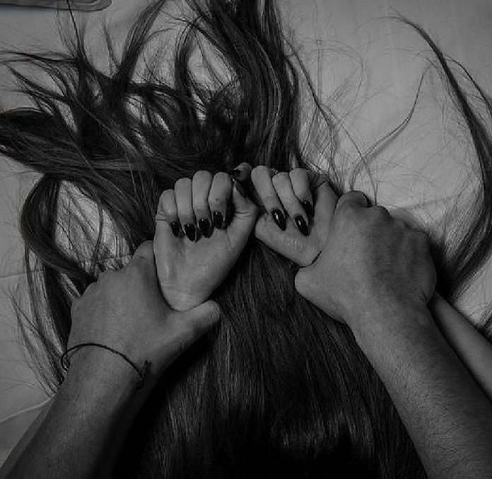 Quan hệ mạnh có ảnh hưởng đến tử cung không? Hiểu đúng để an tâm khi "yêu"