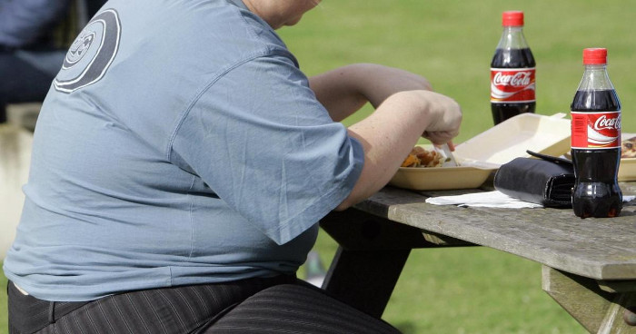 Uống nhiều nước ngọt có bị yếu sinh lý không? Có bị suy thận không? Cảnh báo nguy hiểm