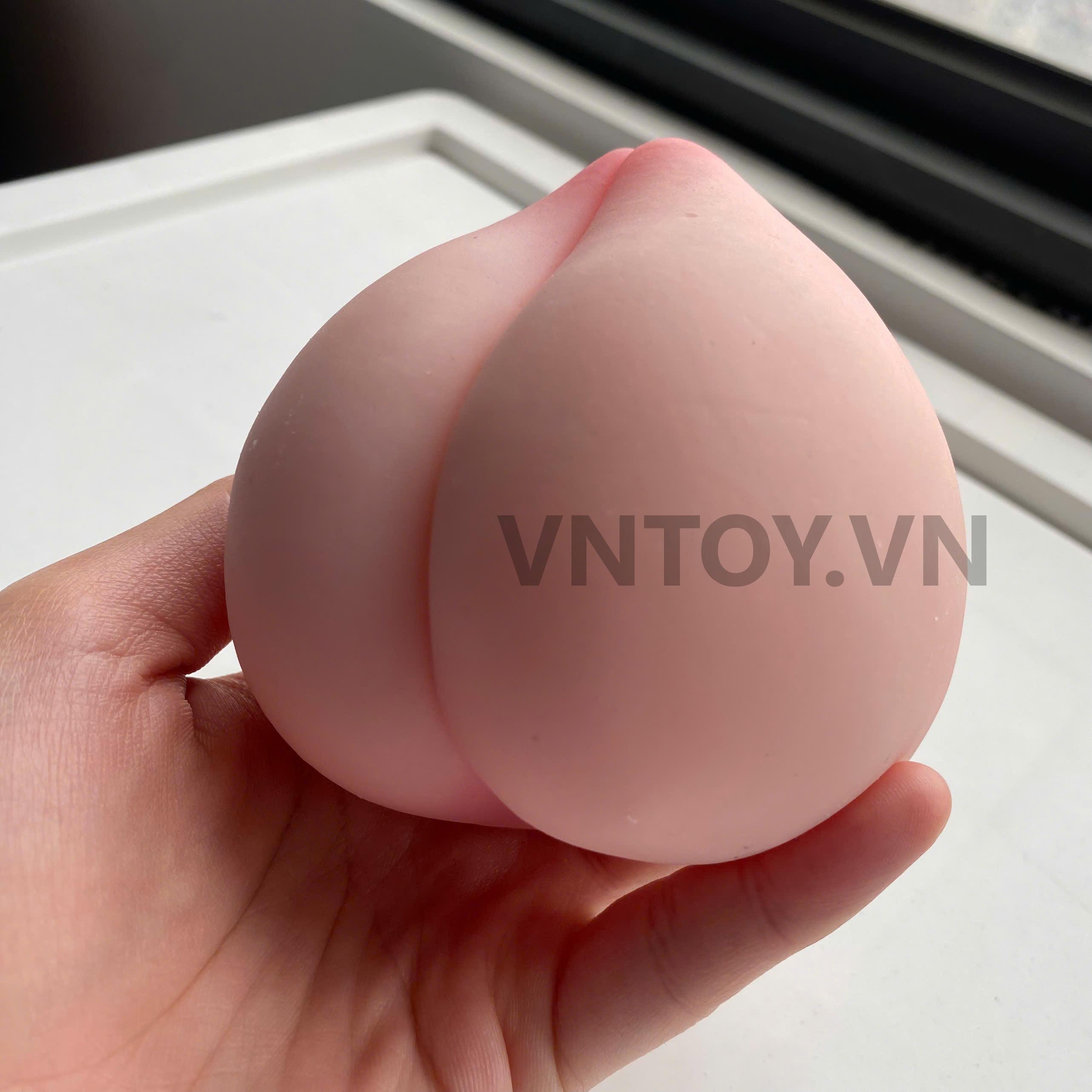 Vú giả đào tiên hồng hào có lỗ hậu môn mềm mại