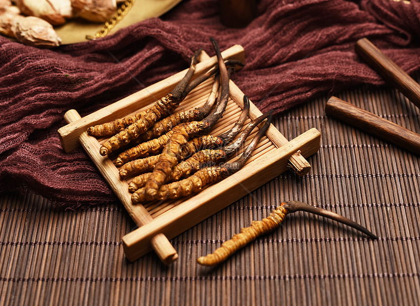 Chữa Xuất Tinh Sớm Bằng Phương Pháp Đông Y – Giải Pháp Tự Nhiên, An Toàn Cho Nam Giới