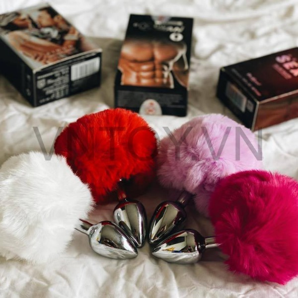 Đuôi thỏ gắn hậu môn phích cắm Inox