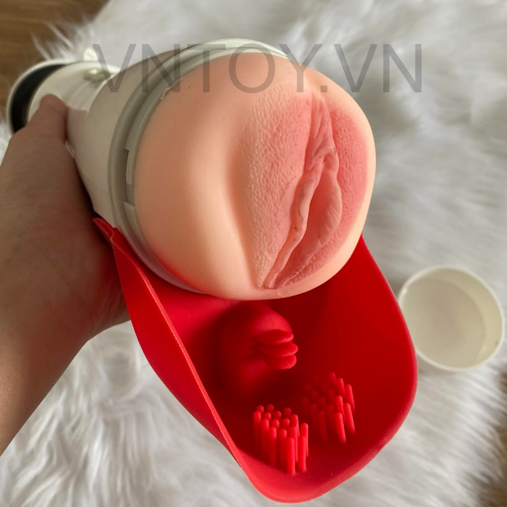 Cốc thủ dâm gắn tường tự động liếm dương vật rên la