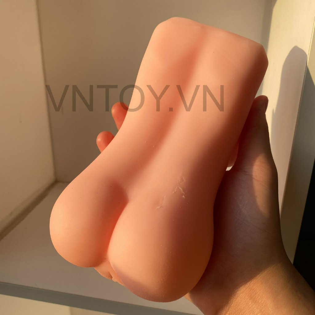 Âm đạo giả cầm tay có vú