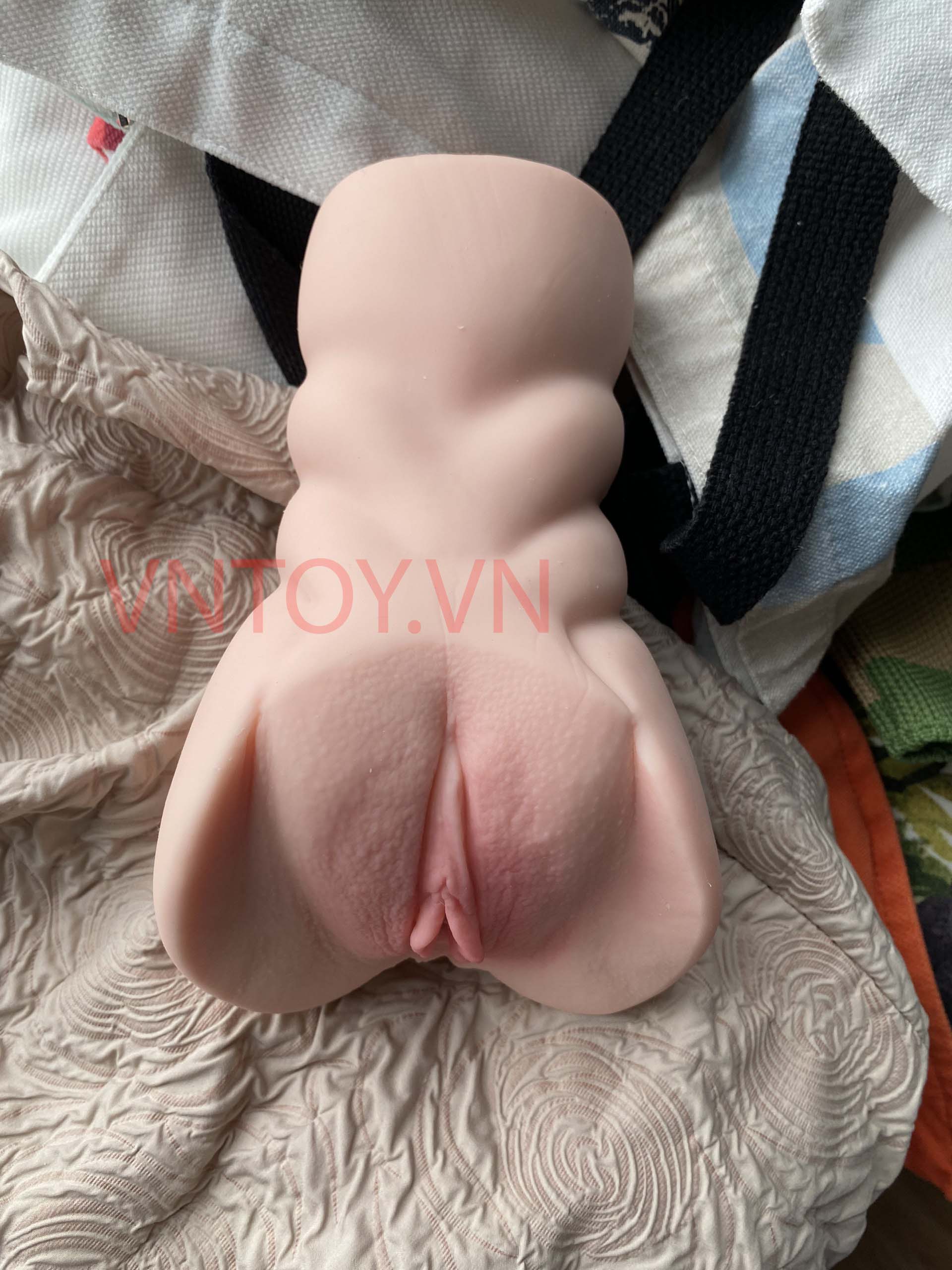 Âm đạo giả châu Á chân thật lỗ chân lông môi lớn khẽ mở quyến rũ