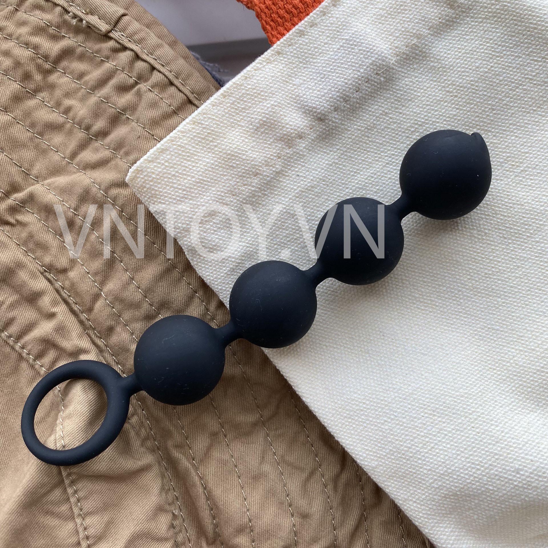 Chuỗi hạt nhét hậu môn 4 viên bi Silicon tròn đặc