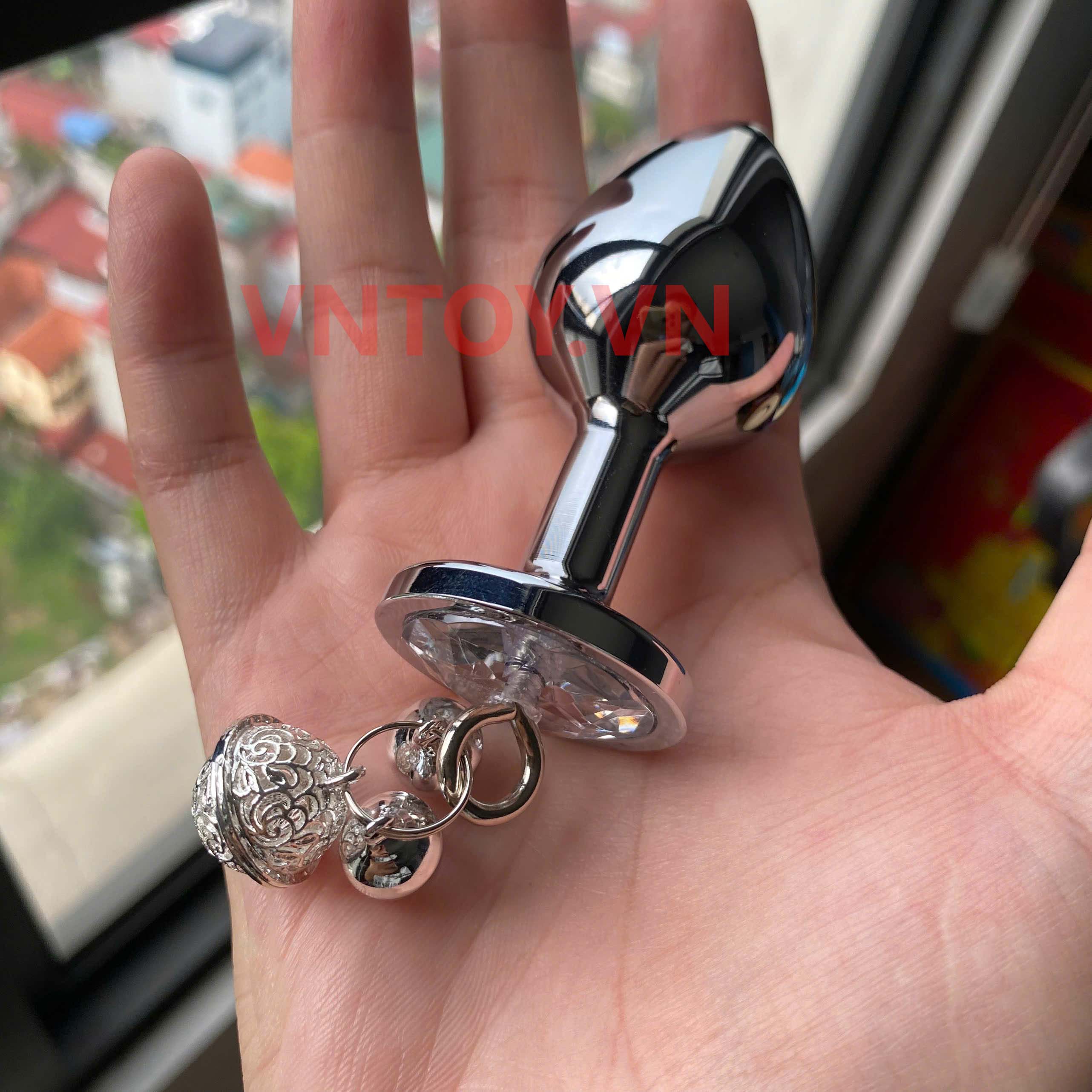 Butt plug inox cao cấp gắn đá pha lê Bling Bling