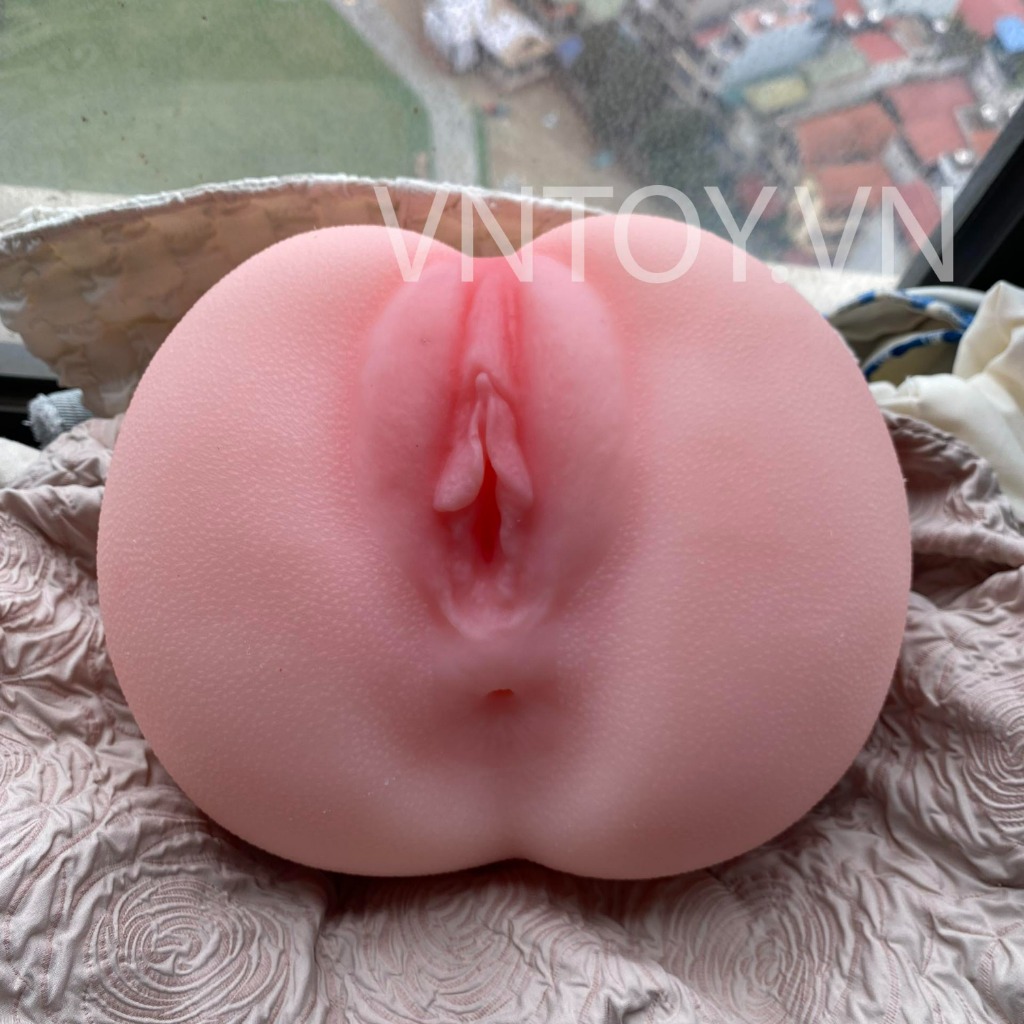 Âm đạo giả cỡ lớn tư thế ngửa bím múp rụp