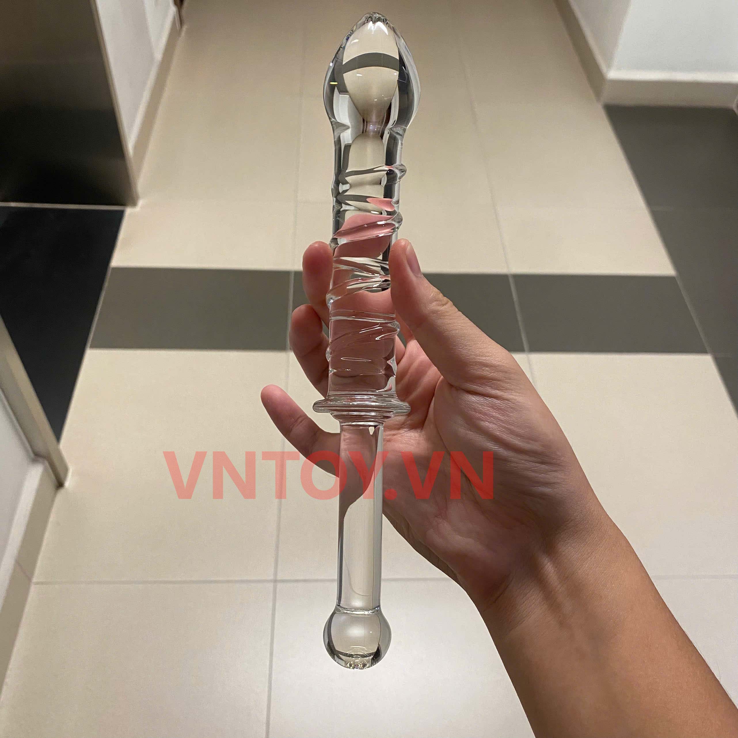 Dương vật giả thủy tinh cao cấp massage điểm G có tay cầm dài