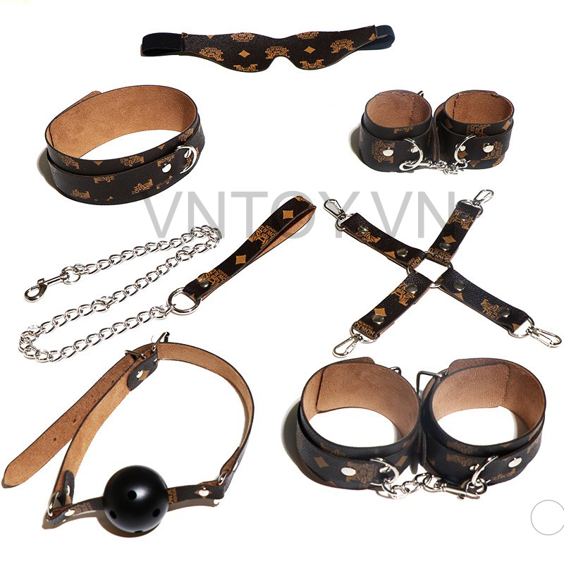 Đồ chơi bạo dâm 7 món BDSM phong cách LV