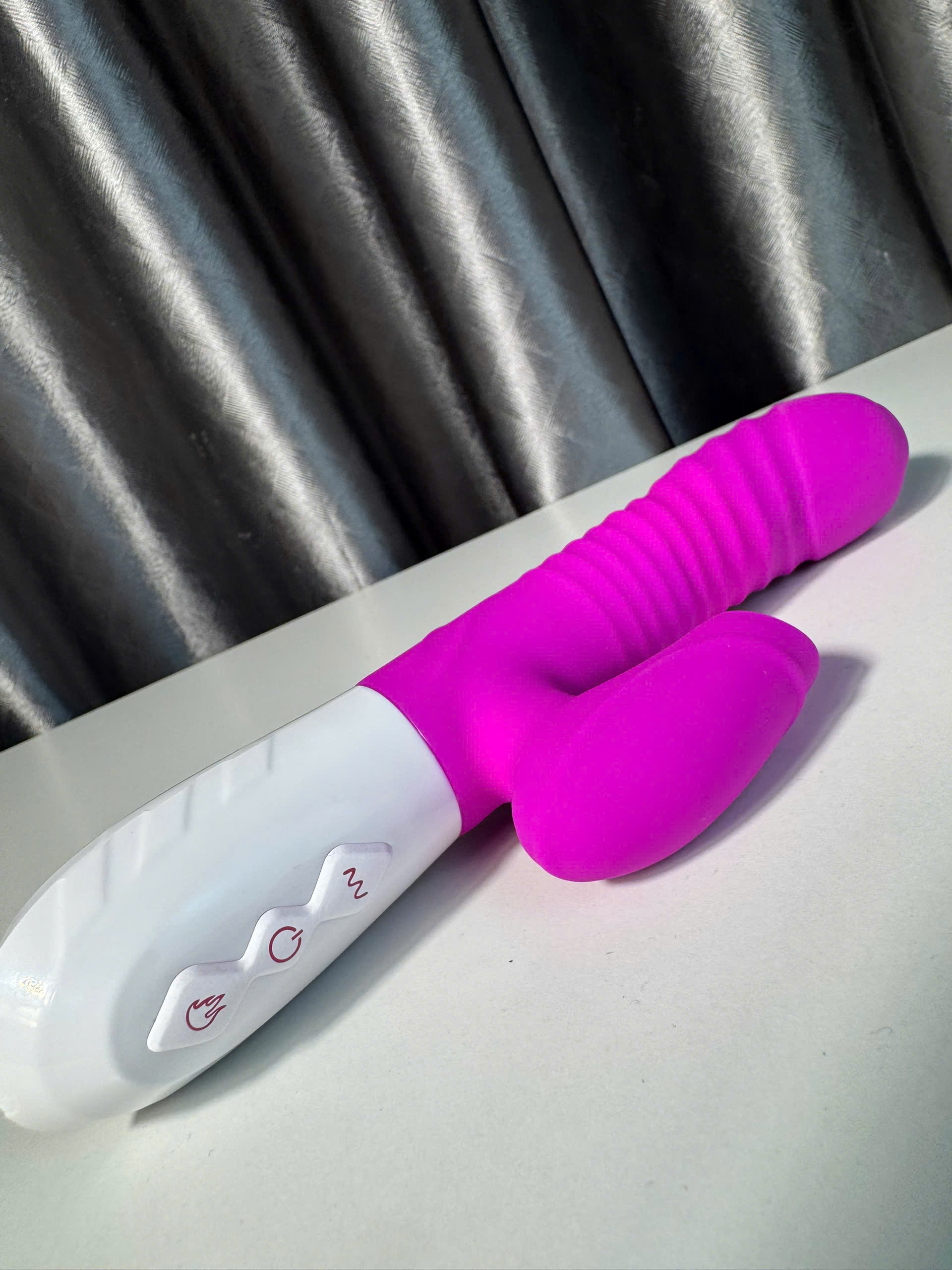 Máy Massage Rabbit 3 Chiều Rung Thụt Liếm Đa Chế Độ Cao Cấp