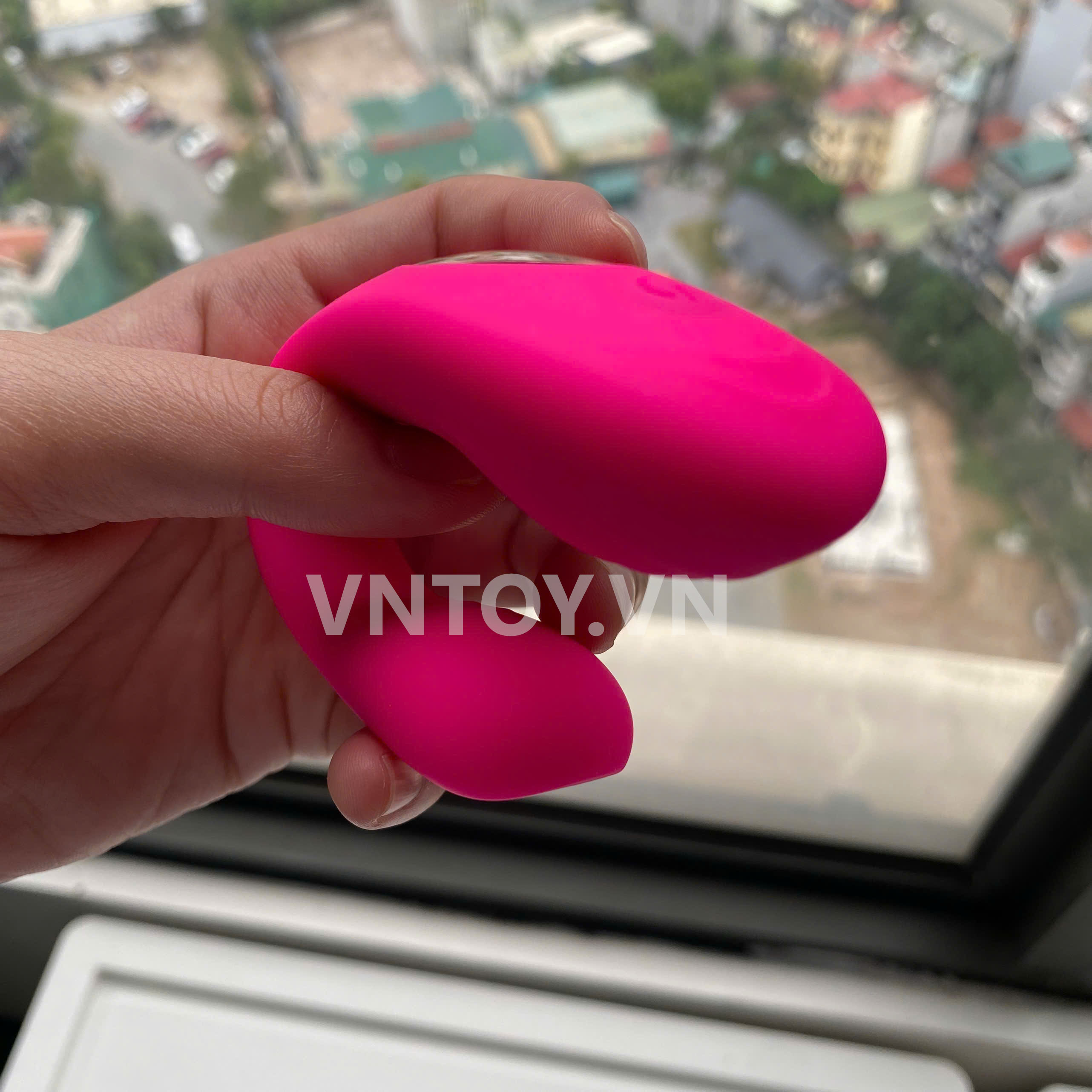 Máy rung âm đạo hình chữ U điều khiển từ xa kích thích 2 điểm