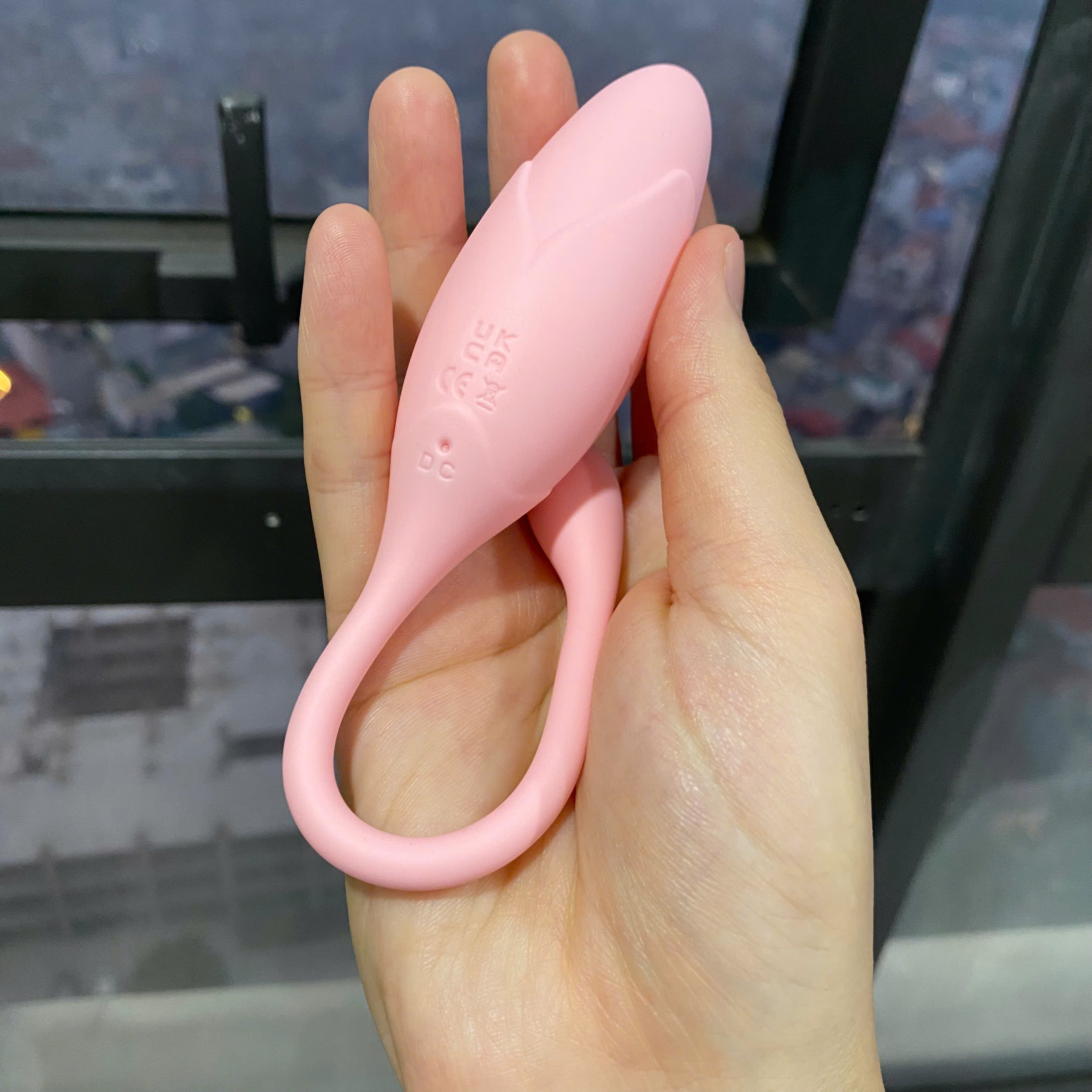 Trứng Rung Cá Heo Công Nghệ App Lilo Điều Khiển Không Dây