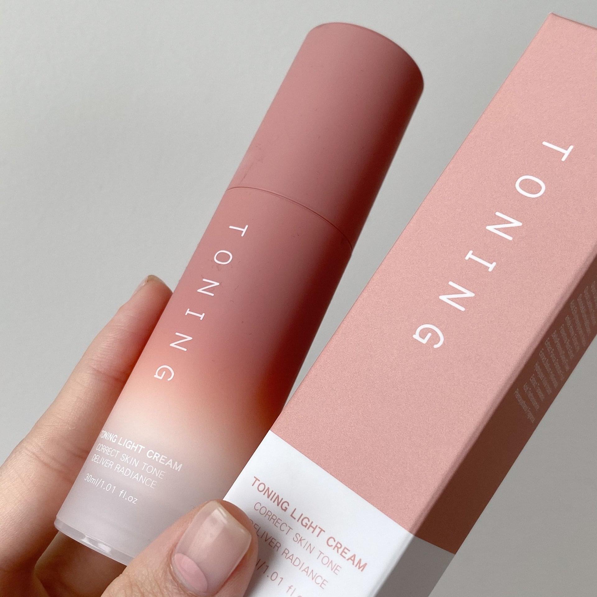 Kem Lười Nâng Tone Trắng Sáng Da Toning