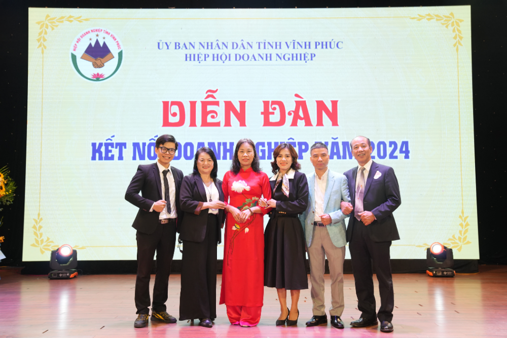 Cộng Đồng Doanh Nghiệp Vĩnh Phúc và Viện Văn Hóa Kinh Doanh: Những Khoảnh Khắc đẹp thể hiện tinh thần kết nối và phát triển tại Vĩnh Phúc 2024