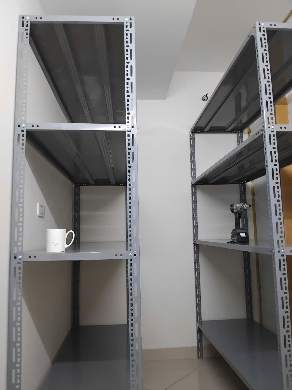 Kệ sắt V lỗ, Giá kệ để đồ 4 tầng Dài 1m x Sâu 0,4m x Cao 2m