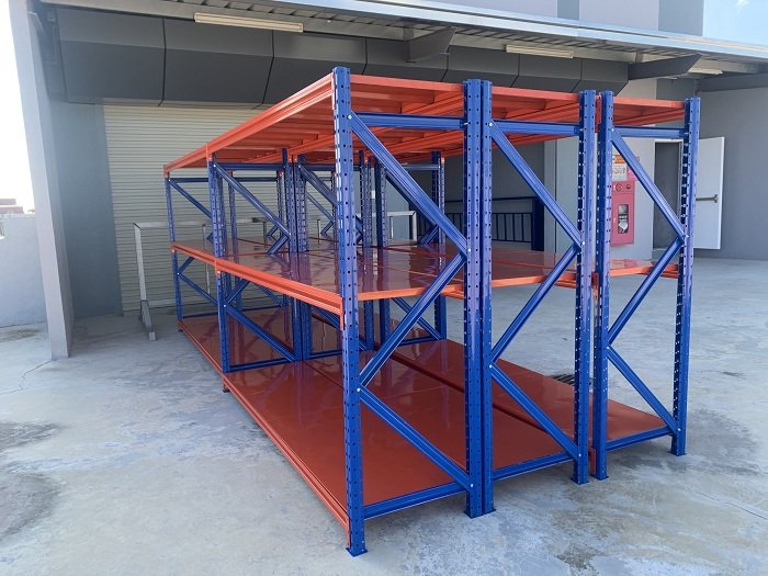 Kệ Hàng Trung Tải Thiết Kế Theo Yêu Cầu, Tải Trọng 300 - 500 Kg/Tầng