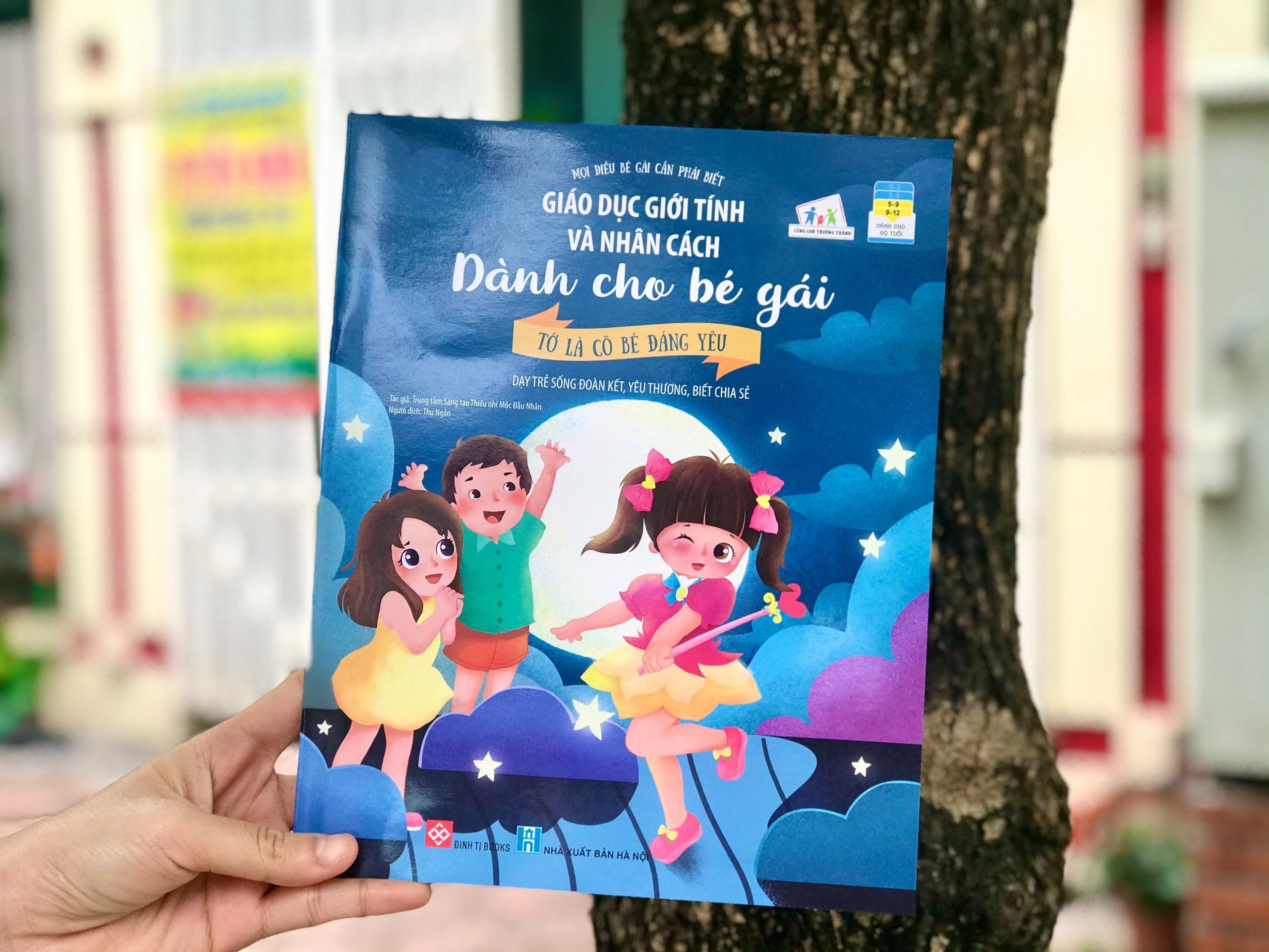 Combo 4 quyển giáo dục giới tính và nhân cách dành cho bé gái từ 5 đến 9 tuổi.